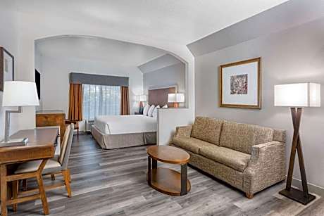 King Room with Mobility/Hearing Impaired Access - Non-Smoking