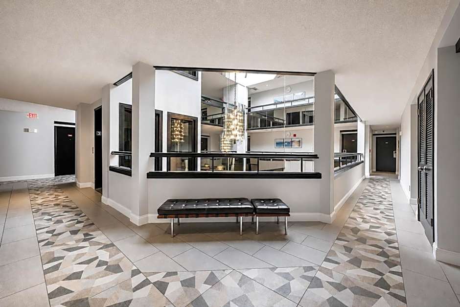 Hotel International