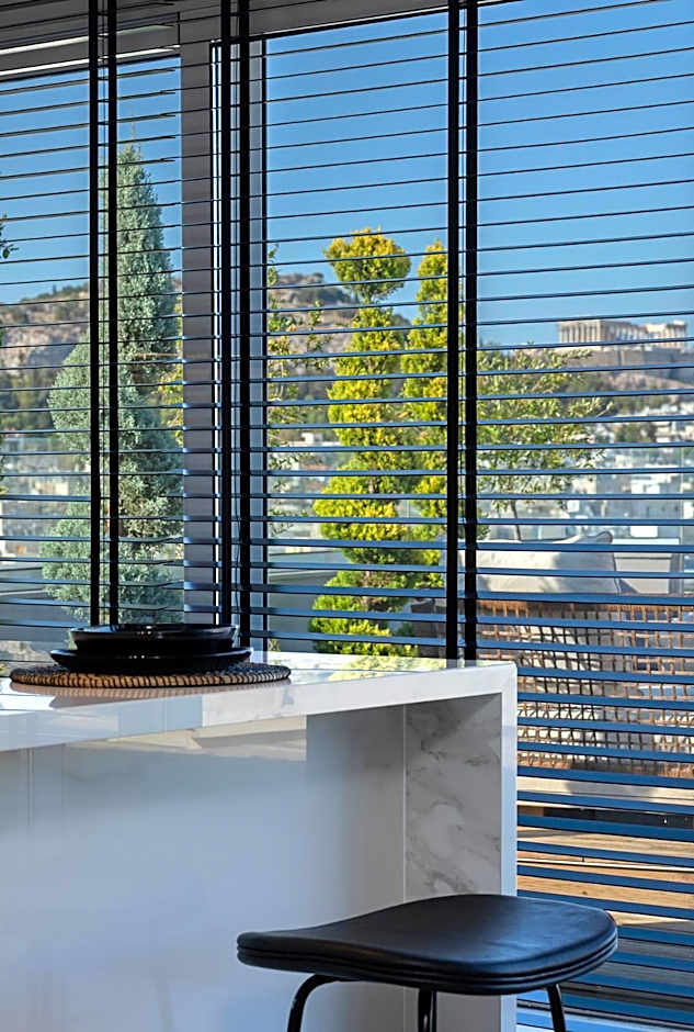 Supreme Luxury Suites by Athens Stay