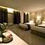 Hotel St. Ellis
