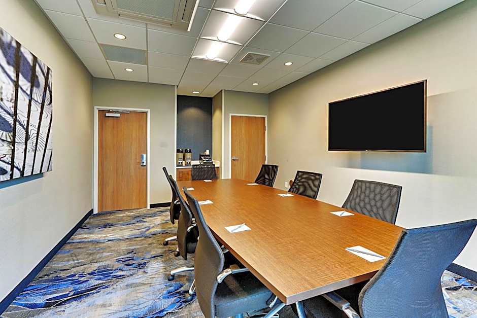 Fairfield Inn and Suites by Marriott Warsaw