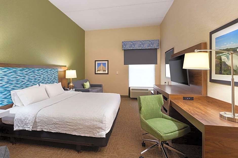 Hampton Inn By Hilton Buffalo South/I-90