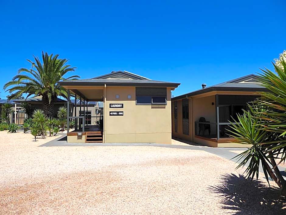 Streaky Bay Motel and Villas