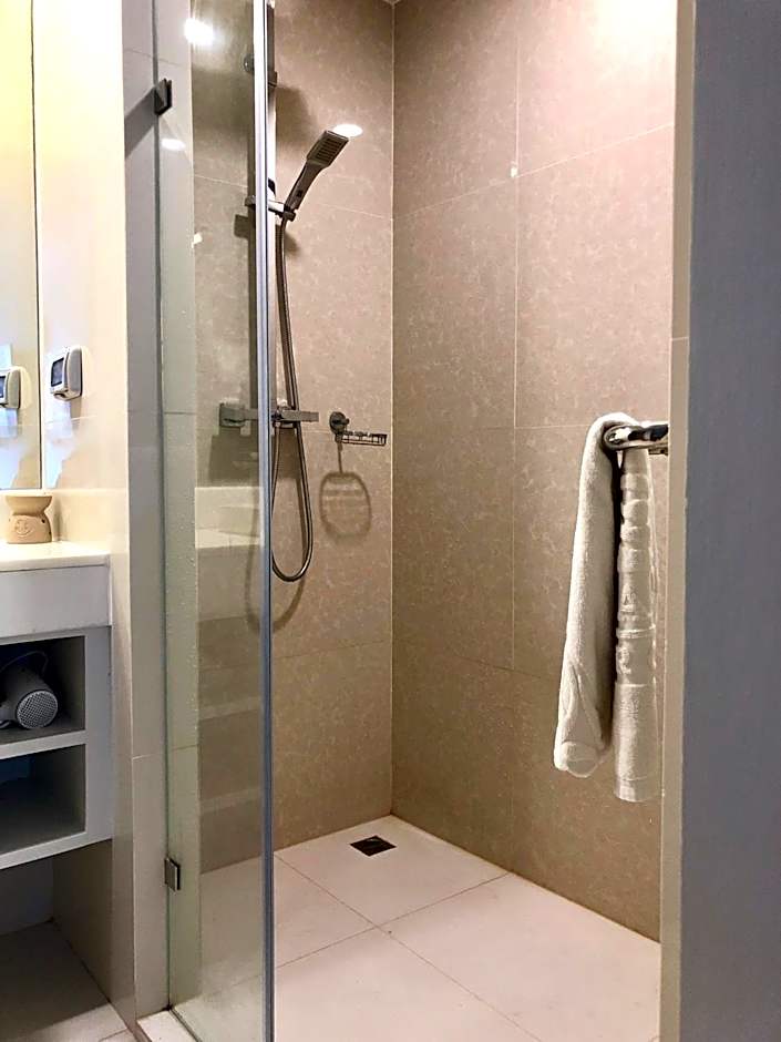 The Aristo by Holy Cow, 2-BR, 60 m2, pool view