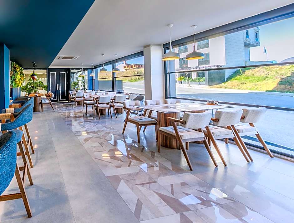 Heaven Premium Airport Hotel