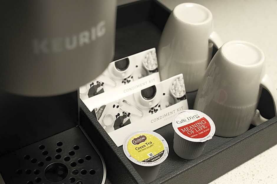 Silver Cloud Inn-Tacoma Waterfront