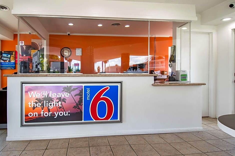 Motel 6-San Bernardino, CA - Downtown