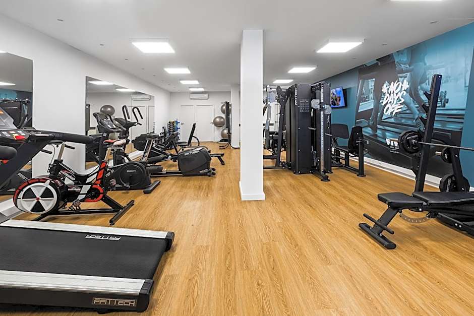 VIVA Golf Adults Only 18+