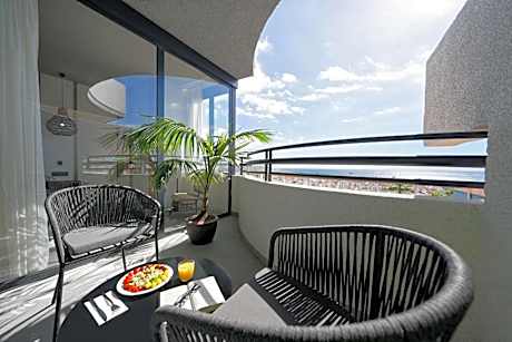 Excellence Suite with Sea View