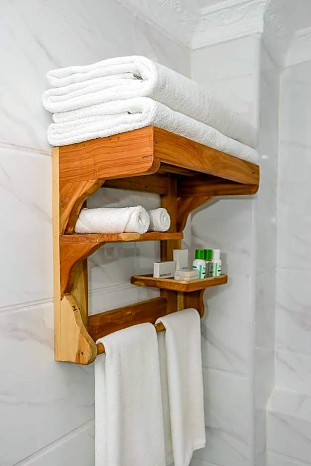 The Glacier Hotel Nanyuki