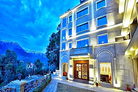 juSTa Palampur Resort and Convention Centre