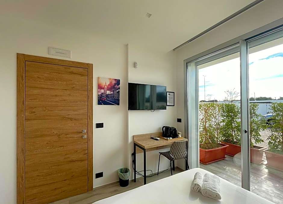 Bari Airport Rooms