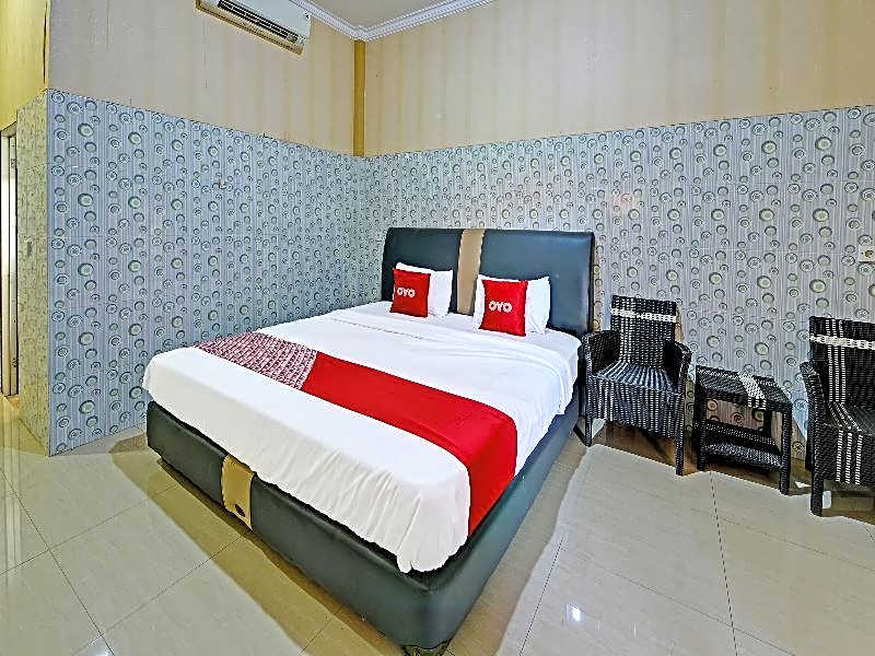 SPOT ON 91376 Hotel Bintang Flores