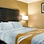 Quality Inn & Suites Houghton