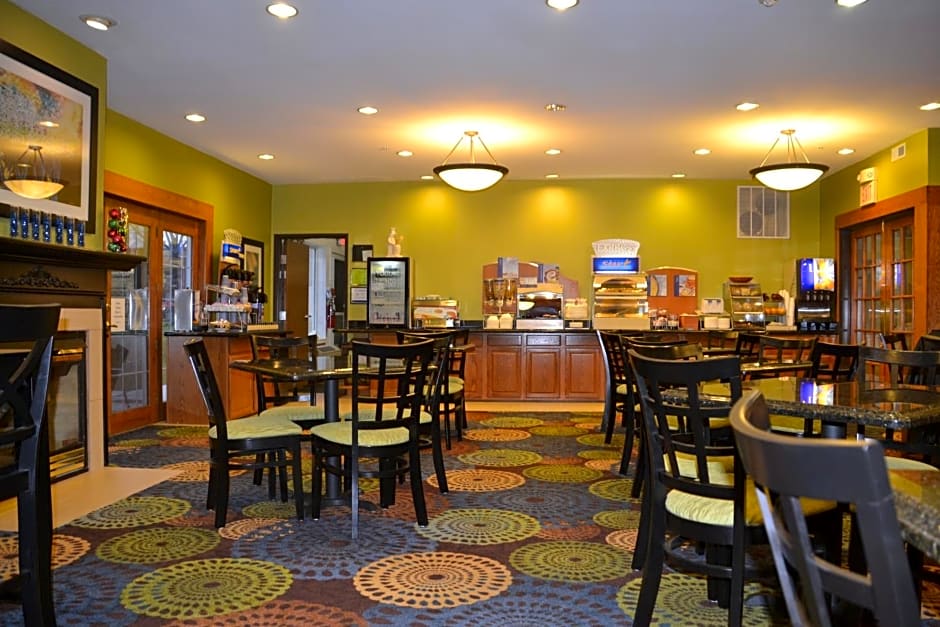 Holiday Inn Express Hotel & Suites Bloomington-Normal University Area