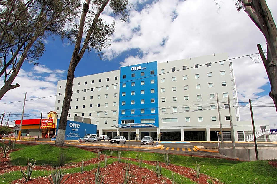 One Guadalajara Periférico Poniente