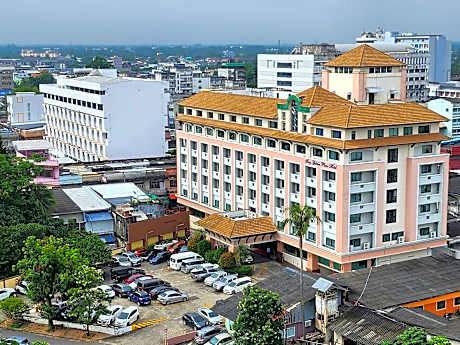 Sing Golden Place Hotel