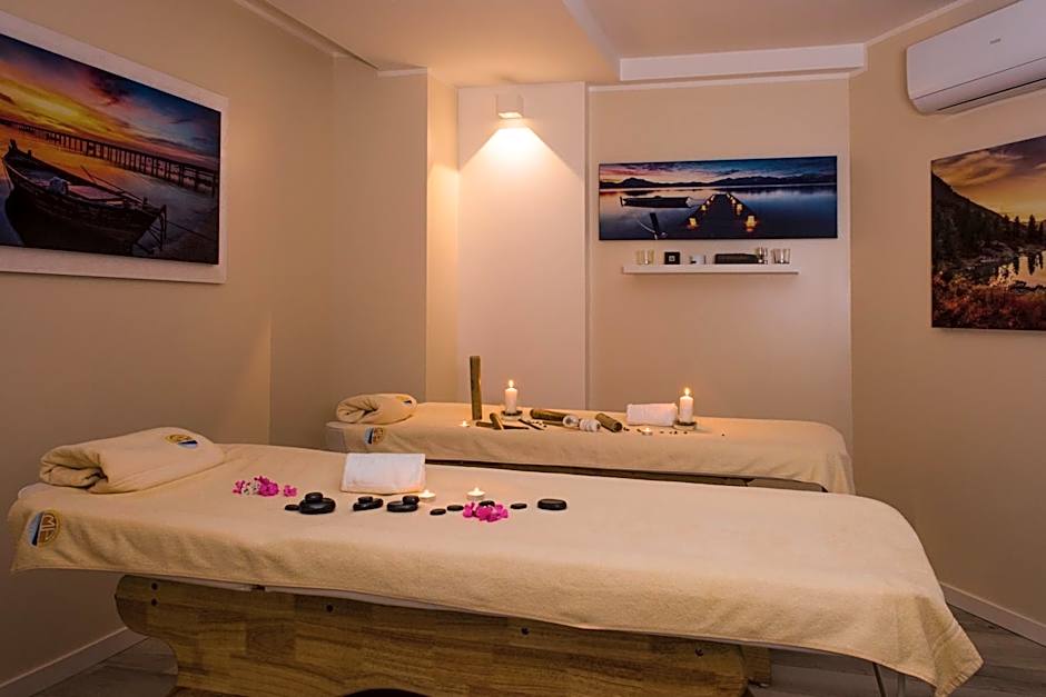 Marina di Petrolo Apartments