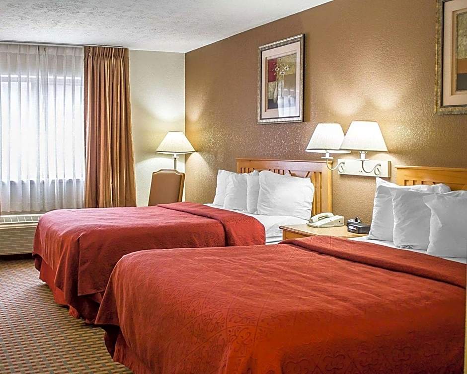 Photo 1 of 1 of 1 Queen Bed, Accessible, Nonsmoking