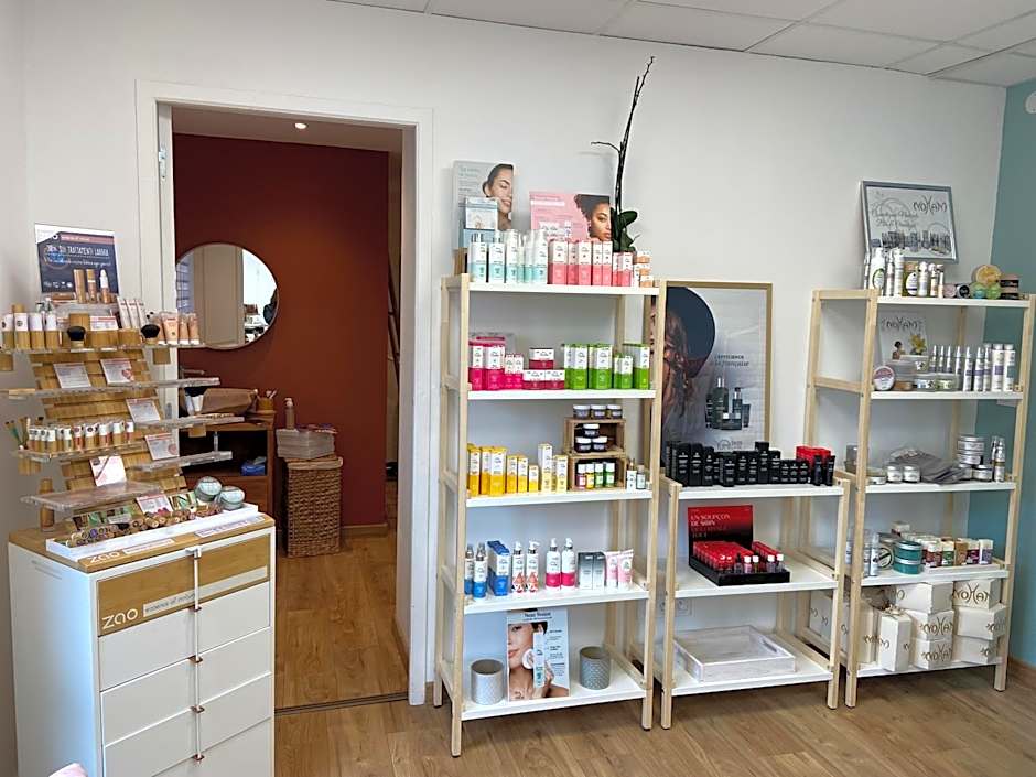 Logis Hôtel Restaurant SPA Le Tosny