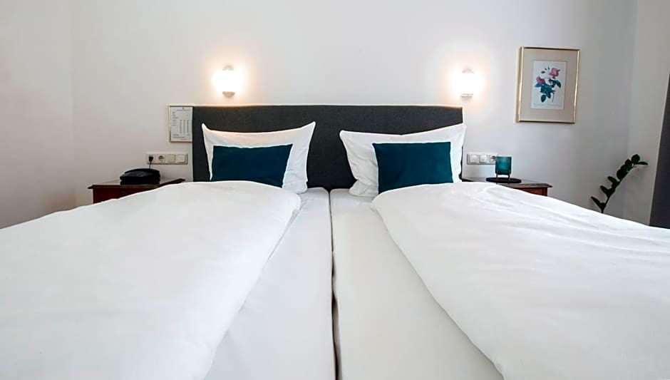 Hotel Altmünchen by Blattl