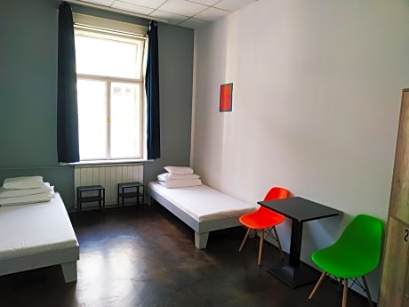 Standard Twin Room with Shared Bathroom