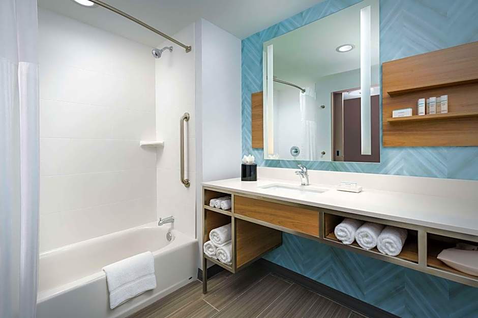 Hilton Garden Inn Apopka City Center, FL