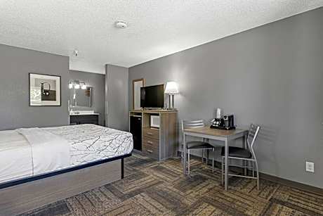 Queen Room - Disability Access