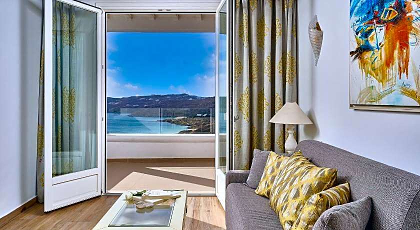 Arte And Mare Luxury Suites And Spa Hotel