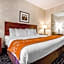 Comfort Suites Independence - Kansas City