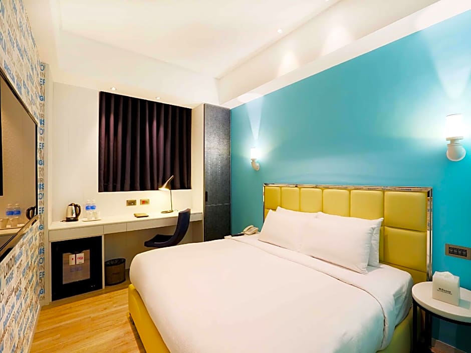 Royal Group Hotel Buo Ai Branch