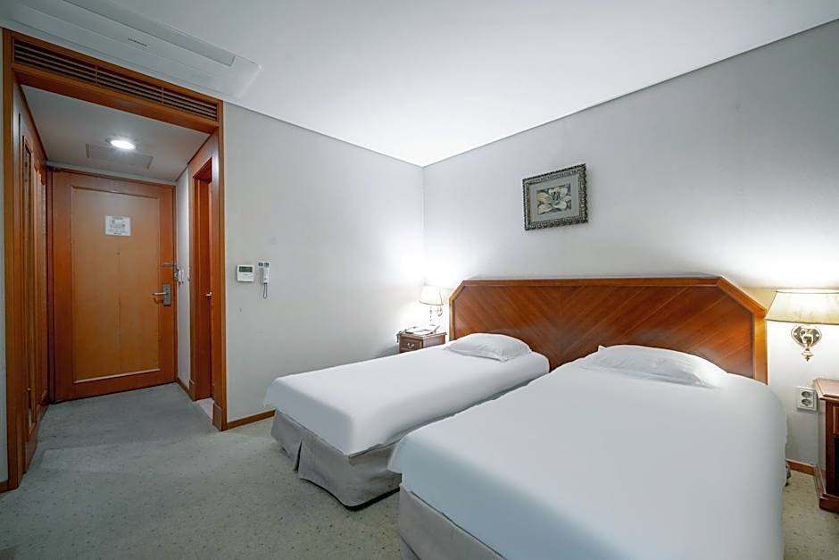 Onyang Hot Spring Hotel