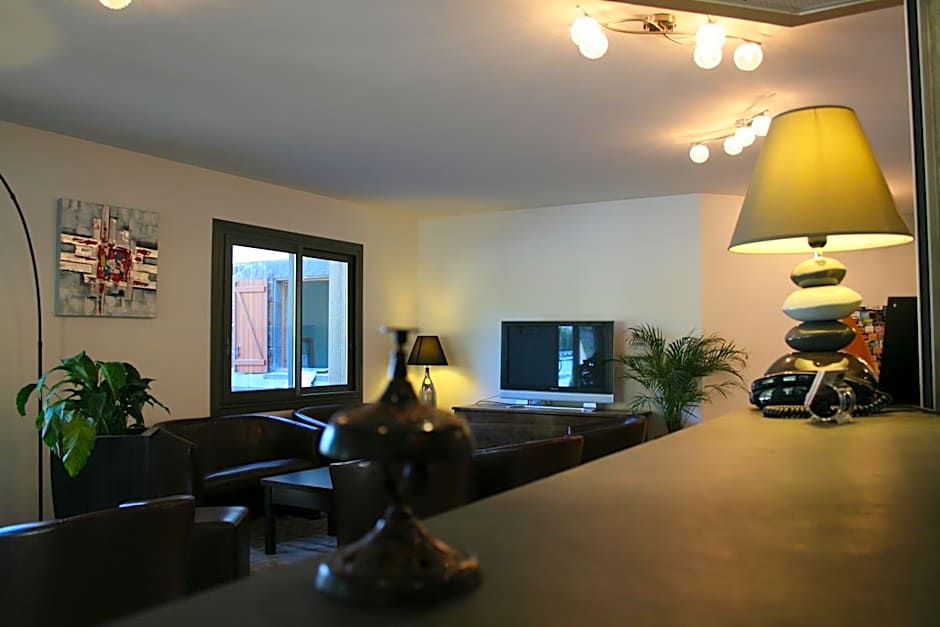 Auberge de la Petite Ferme, Super-Besse Est, The Originals Relais