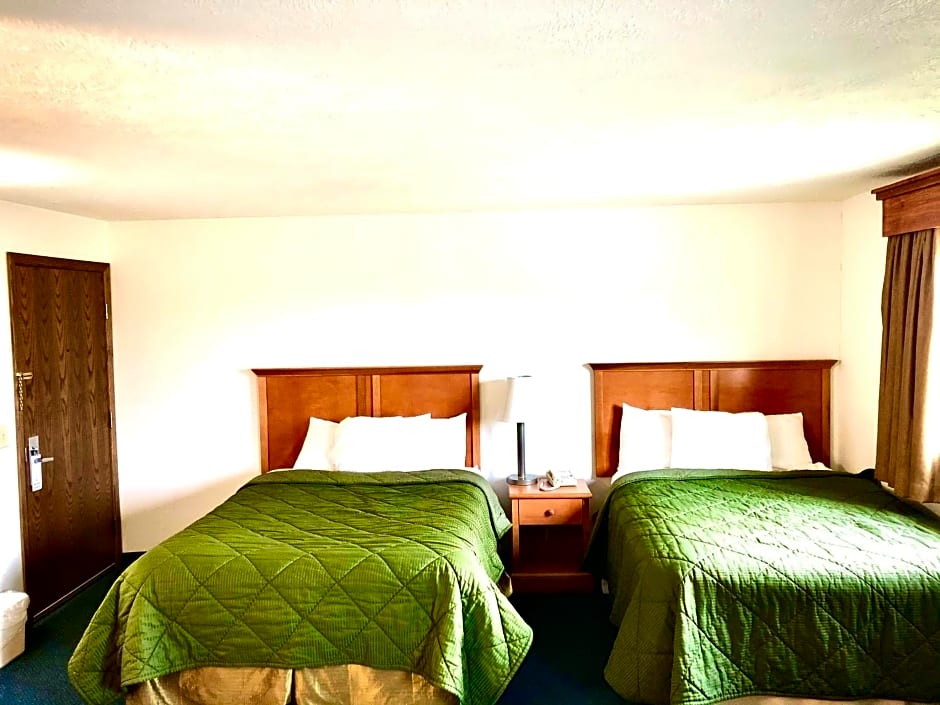 Corn Palace Inn
