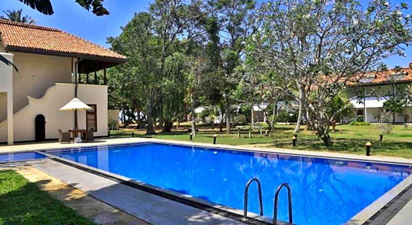 Hibiscus Beach Hotel