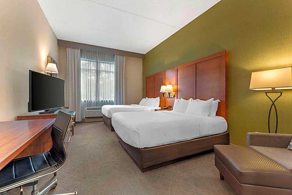 Comfort Inn & Suites Lavale