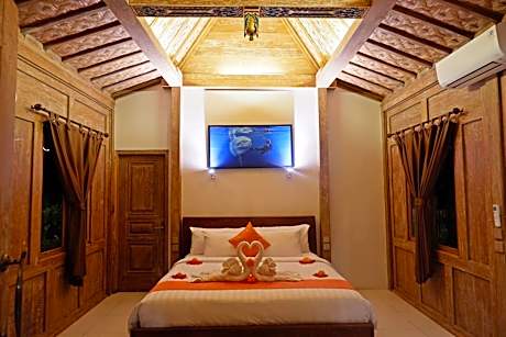 Deluxe Double Bungalow Beachfront View