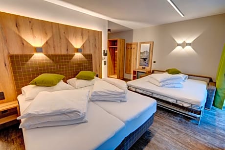 Superior Triple Room with Balcony 36m2