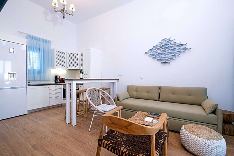 Aelia Collection Suites - Adults Friendly