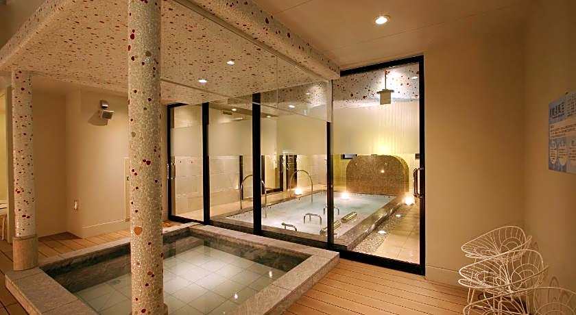 Hotel Coco Grand Takasaki