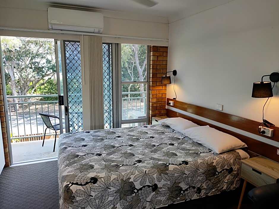 Shelly Beach Motel – Hervey Bay, IN