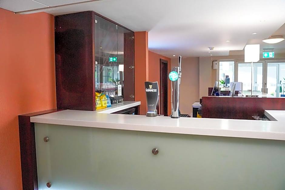 Holiday Inn Express Glenrothes By IHG