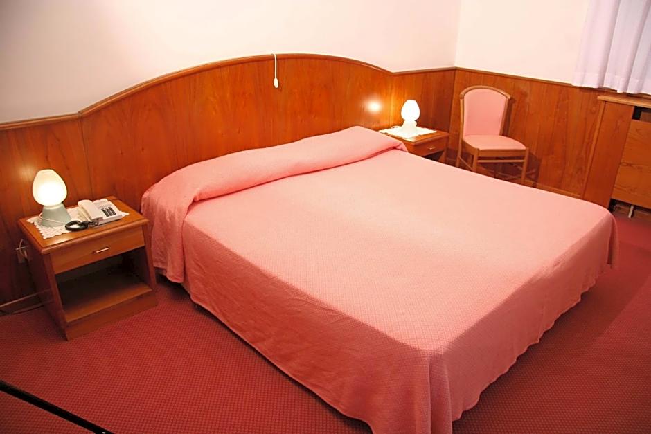 Hotel Roma