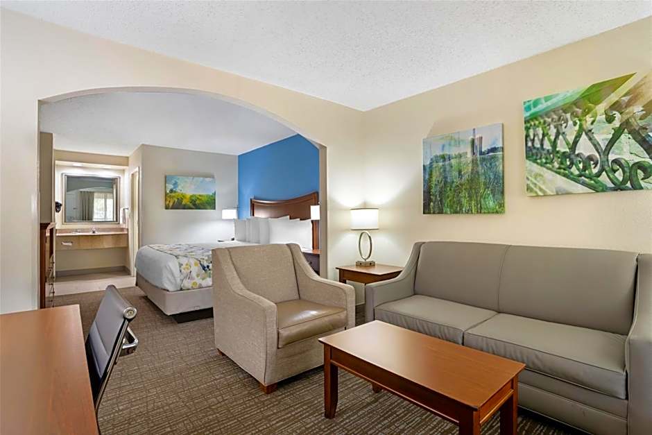 Best Western Inn & Suites Monroe