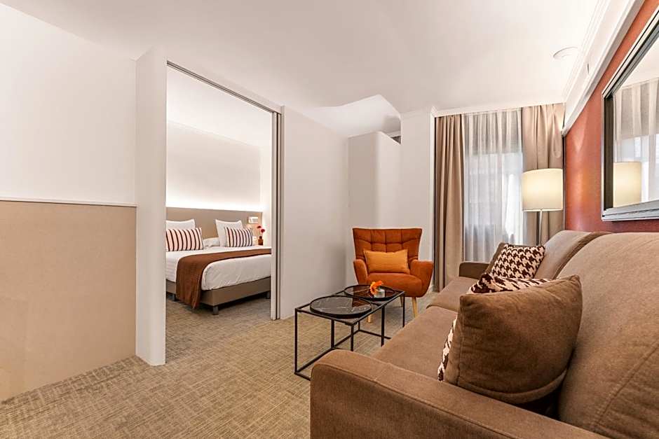 Acacia Suite