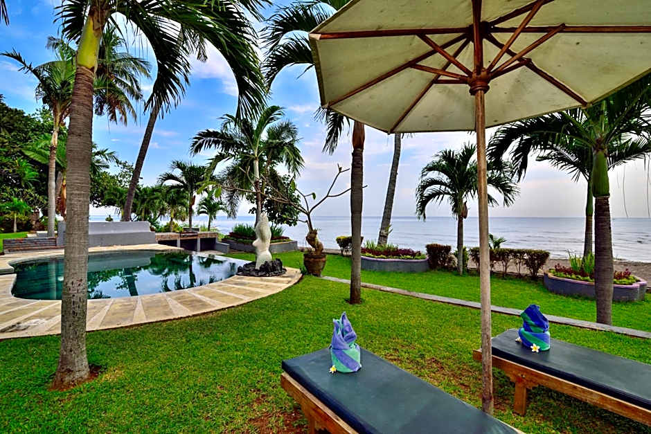 Dolphin Beach Bali