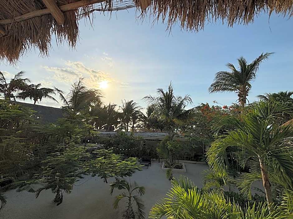 La Diosa Kali Beach Front Hotel