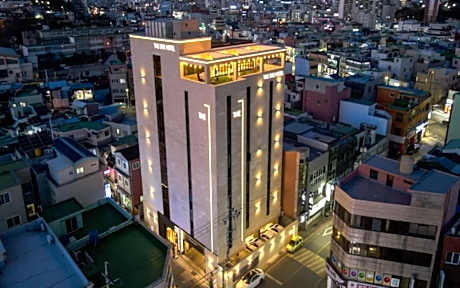 Sacheon Hotel The One