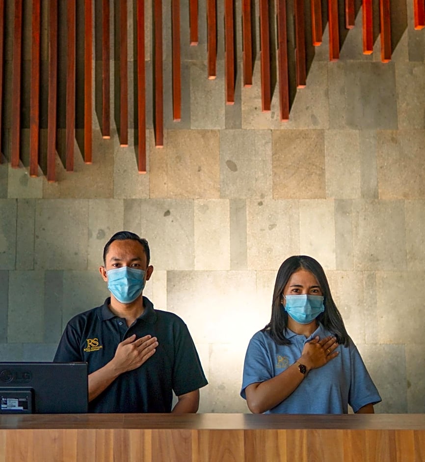 Royal Regantris Trawangan