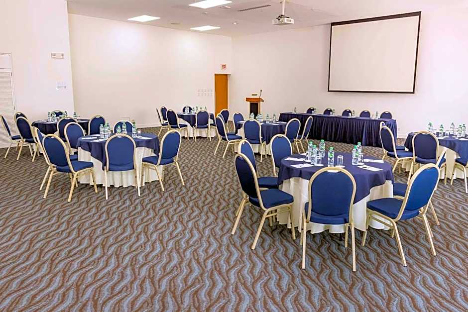 Radisson Hotel Panama Canal